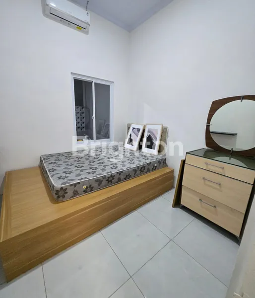 image SOLOBARU, HUNIAN FULLY FURNISHED ISTIMEWA, DALAM CLUSTER, TINGGAL BAWA KOPER.  (5)
