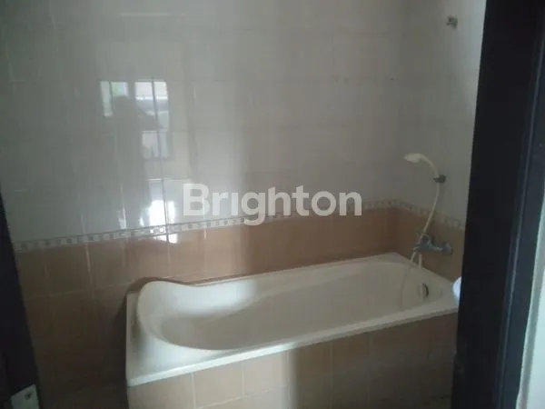 image FOR RENT HOUSE 200M² NEAR CANGGU PERENENAN | DISEWAKAN RUMAH 2 ARE MUNGGU  (4)