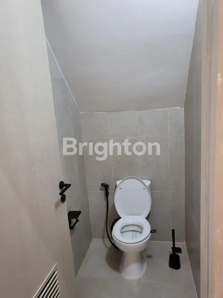 image RUMAH MINIMALIS DENGAN LINGKUNGAN YANG NYAMAN (8)