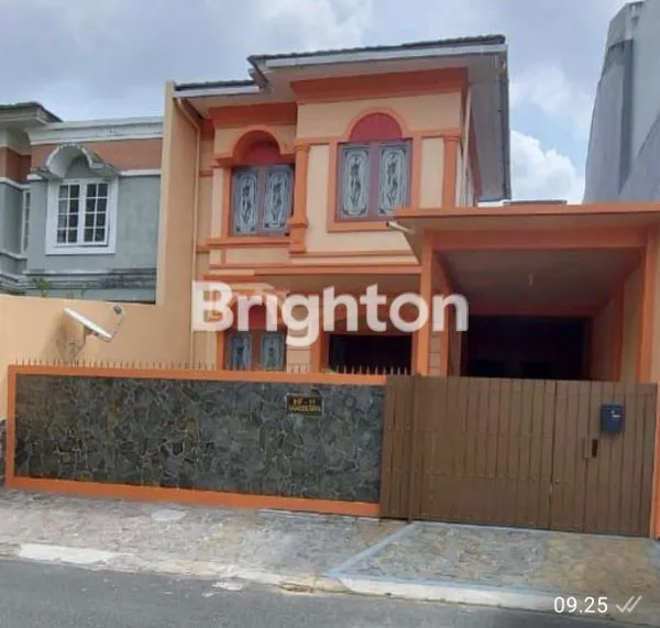 RUMAH BALIKPAPAN BARU 2 LANTAI SIAP HUNI