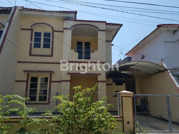 image RUMAH 2 LANTAI BAGUS DAN TERAWAT DI DHARMAHUSADA (1)