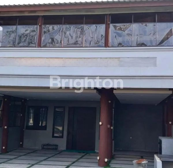 image RUMAH MEWAH 3 LANTAI DI KOTA LEGENDA DAVINCI,CIBUBUR,BOGOR (1)