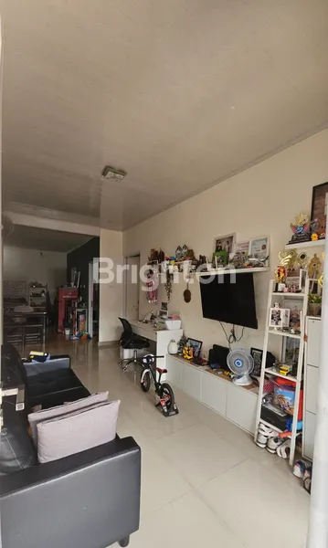 image DIJUAL RUMAH DI KOMPLEK DEPPEN CIMANGGIS DEPOK. SIAP HUNI & FULL FURNISH (1)