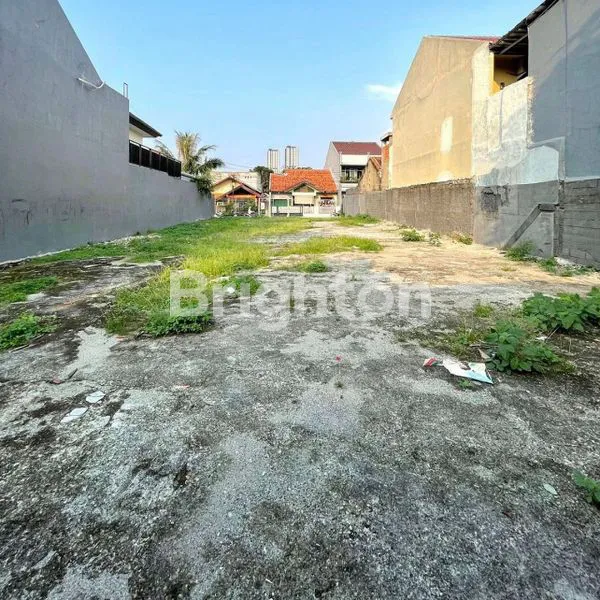 KAVLING SIAP BANGUN BAGUS UNTUK RUMAH TINGGAL ATAU RUMAH KOS DEKAT ST MRT DAN GERBANG TOL DI LEBAK BULUS JAKARTA SELATAN
