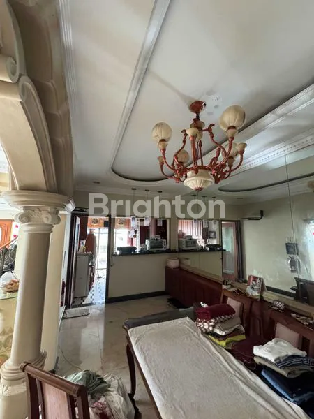 image RUMAH CANTIK DAN MEWAH DI TENGAH KOTA BALIKPAPAN (4)