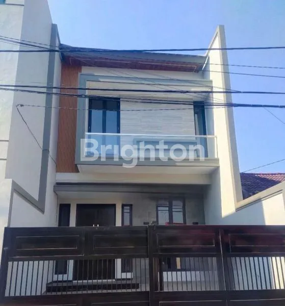 image NGINDEN INTAN TIMUR RUMAH NEW MINIMALIS 2 LANTAI DEKAT UBAYA, RS PREMIER ROW JALAN LEBAR (1)