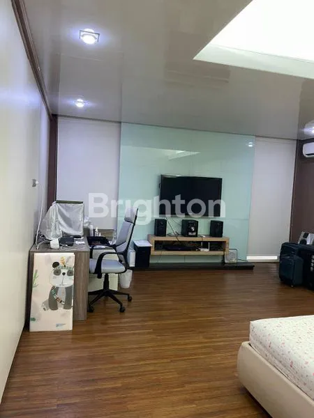 image RUMAH SIAP HUNI RAYA GADING PANTAI  SURABAYA TIMUR (1)