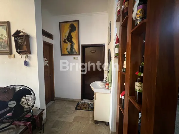 image RUMAH LUAS DI LARANGAN INDAH CILEDUG TANGERANG (8)