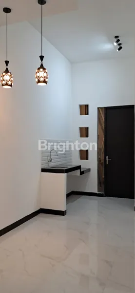 image RUMAH BARU DEKAT PASAR LARANGAN 5 X 15 METER 3 KAMAR TIDUR (4)