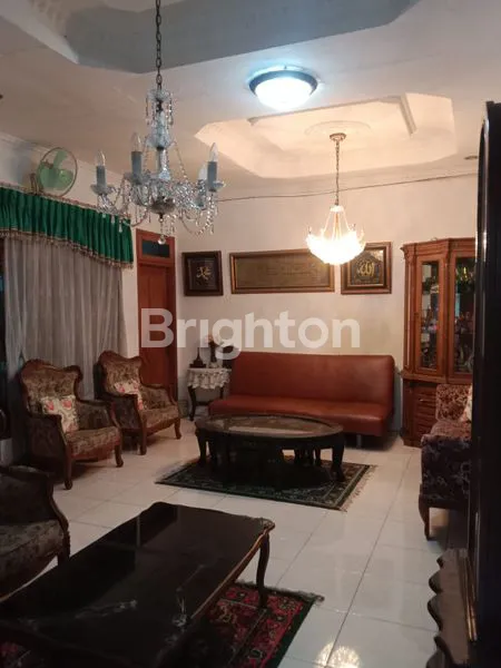 image RUMAH DALAM KOMLEK DI KELAPA DUA DEPOK (2)