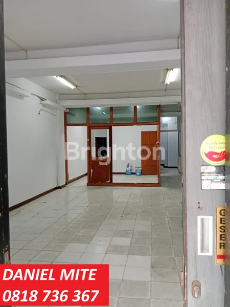 image RUKO GANDENG CIDENG ROXY JAKARTA BARAT (3)