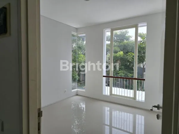 image TH00052 DI JUAL RUMAH NORTHWEST (1)