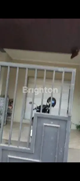 image KEPANJEN RUMAH PINGGIR JALAN (4)