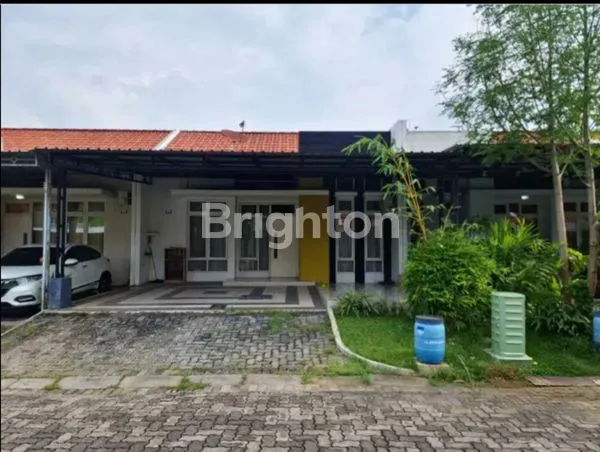 RUMAH SIAP HUNI DI GRAHA PADMA SEMARANG