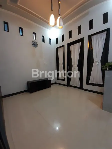 image RUMAH DI SEWAKAN GROGOL 3KT 2KM  (5)