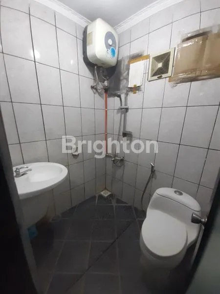 image RUMAH DI SEWAKAN GROGOL 3KT 2KM  (8)