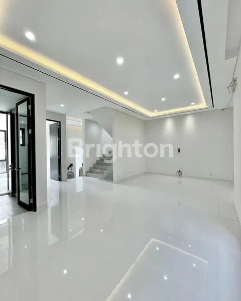 image RUMAH BARU 2 LANTAI GRAHA FAMILY KAWASAN PRESTIGE DEKAT PAKUWON MALL, KUPANG INDAH, PAKUWON INDAH (2)