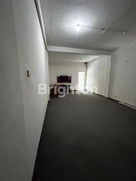 image RUKO STRATEGIS DI PLAZA SEGI DELAPAN (2)