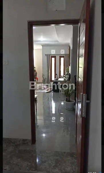 image RUMAH NYAMAN MINIMALIS DI PEMOGAN (6)