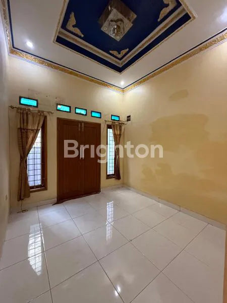 image RUMAH DI JUAL DI CONDET JAKARTA TIMUR (1)