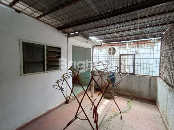 image RUMAH 3 LANTAI SHM DI JUNDUL LAMA (8)
