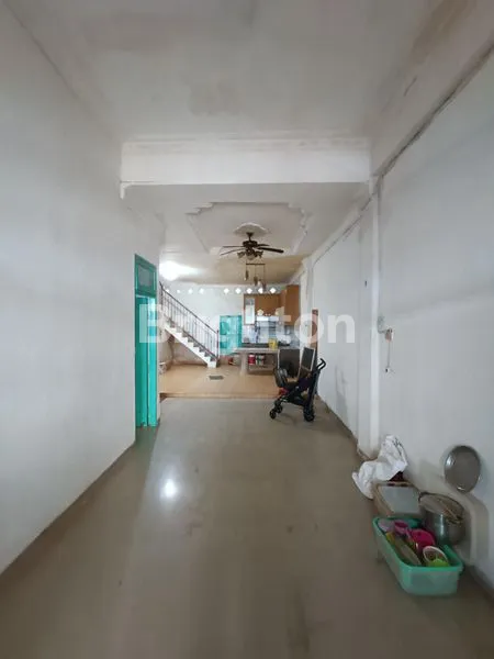 image RUMAH 3 LANTAI SHM DI JUNDUL LAMA (3)