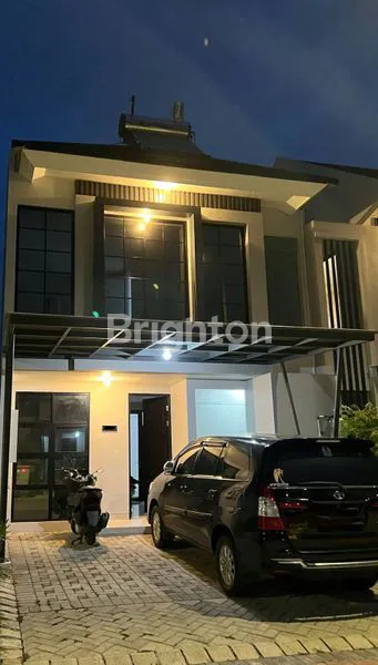 image RUMAH 2 LANTAI SEMI FURNISHED GRAND PAKUWON CLUSTER GLADSTONE (2)