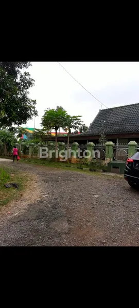image HUNIAN EKSKLUSIF HADAP DANAU DI WITANA HARJA (5)
