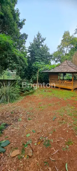 image HUNIAN EKSKLUSIF HADAP DANAU DI WITANA HARJA (7)