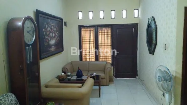 image HUNIAN ASRI 2 LANTAI DI PASAR REBO, JAKARTA TIMUR (5)