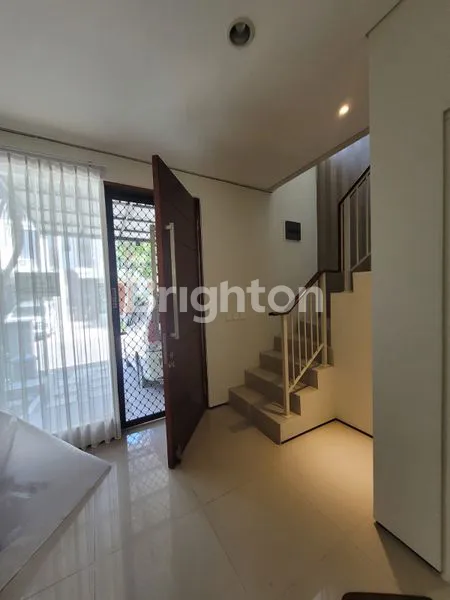 image JUAL MURAH RUMAH NORTHWEST 2 LANTAI  (1)