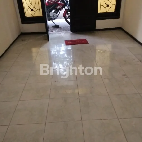 image RUMAH SIAP HUNI STRATEGIS NOL JALAN KENJERAN DEKAT KAPASAN TAMBAKSARI SURAMADU BRONGGALAN PLOSO LEBAK MERR KALIJUDAN PANTAI MENTARI DHARMAHUSADA (2)