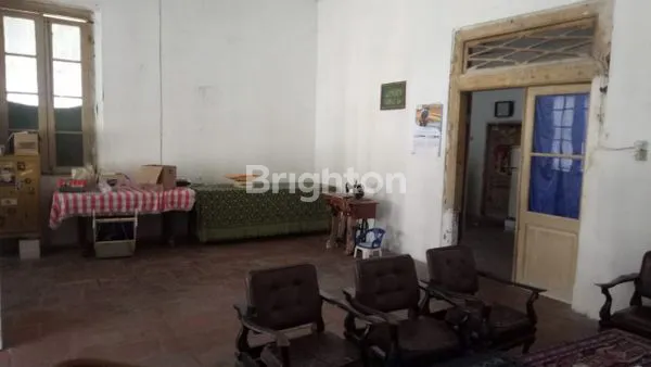 image RUMAH KLASIK LT 621M² DI SEKARDANGAN SIDOARJO (5)