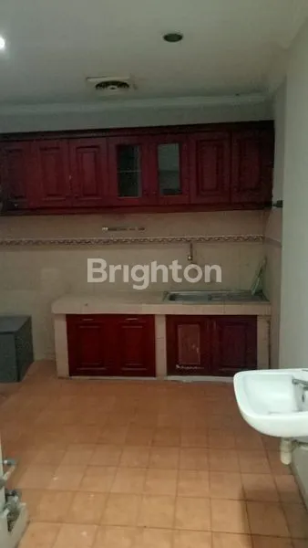 image RUMAH PADURENAN MUSTKA JAYA BEKASI (5)