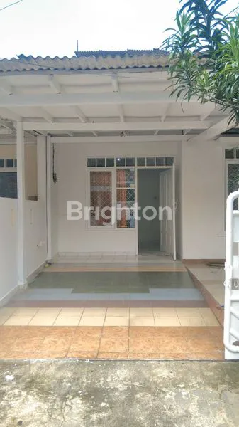 RUMAH CANTIK LT 72 DI VILLA MELATI MAS