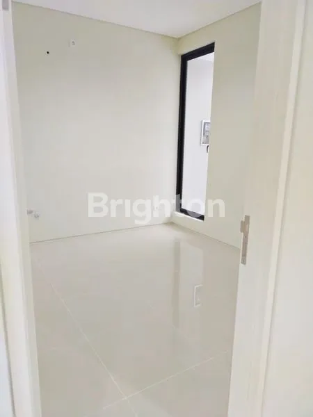 image RUMAH NORTHWEST LAKE CITRALAND 2 LANTAI LOKASI STRATEGIS (6)