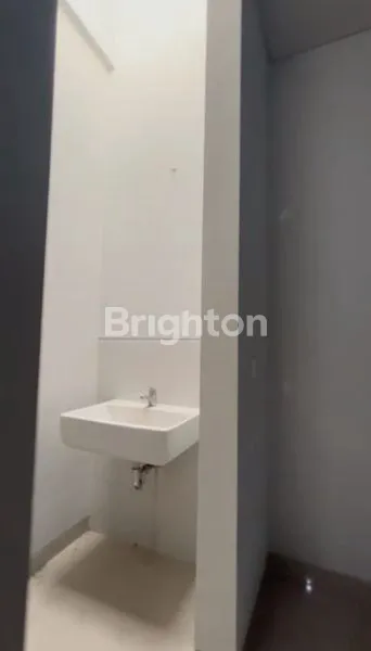 image RUKO WISATA BUKIT MAS STRATEGIS COCOK UNTUK USAHA ATAU KANTOR (6)