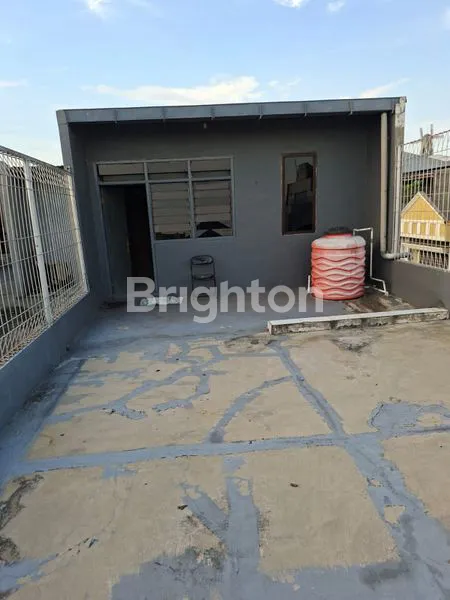 image RUKO STRATEGIS WARU 3 LANTAI MURAH (6)