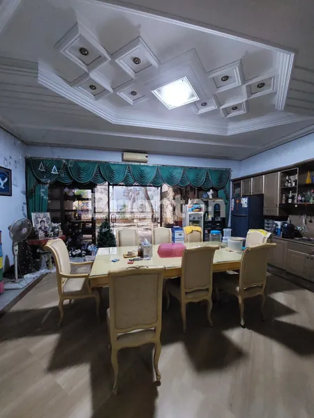 image RUMAH MEWAH DI KAWASAN ELITE MARGOREJO INDAH (5)