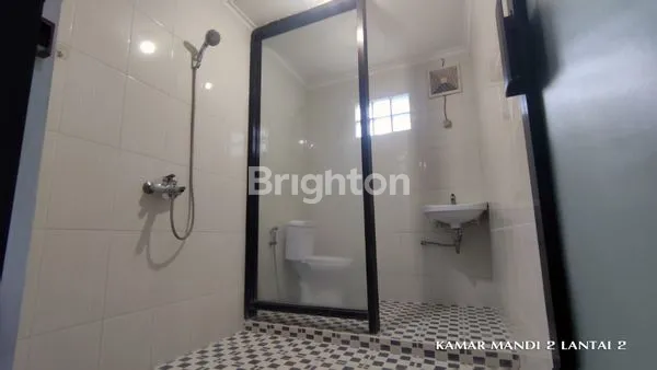 image RUMAH SIAP HUNI TERLETAK DI CLUSTER YANG NYAMAN & AMAN (6)