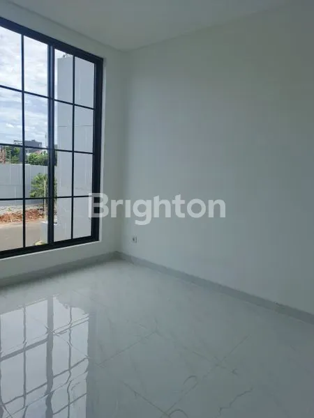 image RUMAH BARU 2 LANTAI MERUYA HOEK JAKARTA BARAT UNDER 2M HOEK (6)