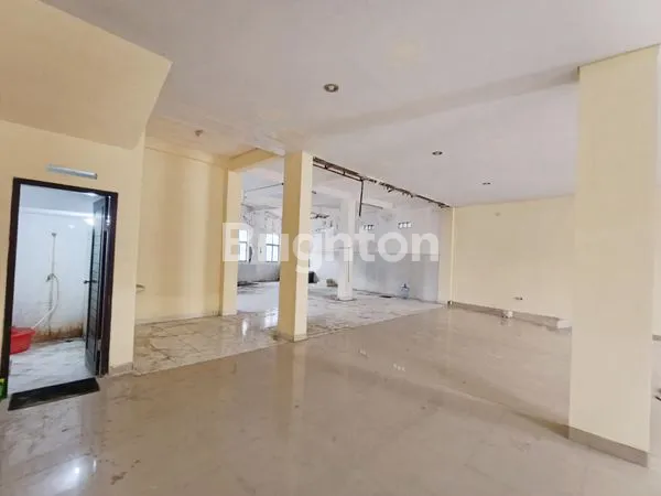 image DIJUAL RUKO GANDENG 3 LANTAI (2 UNIT JADI 1) – JALAN UTAMA MAHENDRADATTA, DENPASAR – BALI\\N (4)