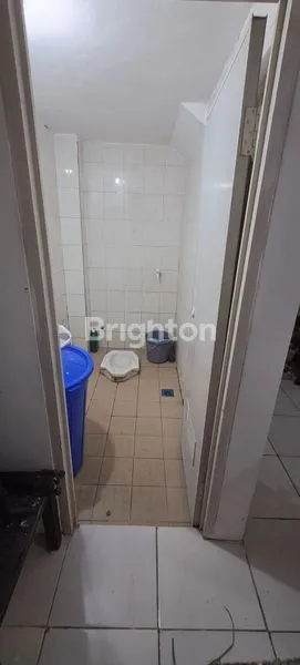 image JUAL RUKO 3 1/2 LANTAI, LOKASI SANGAT STRATEGIS (8)