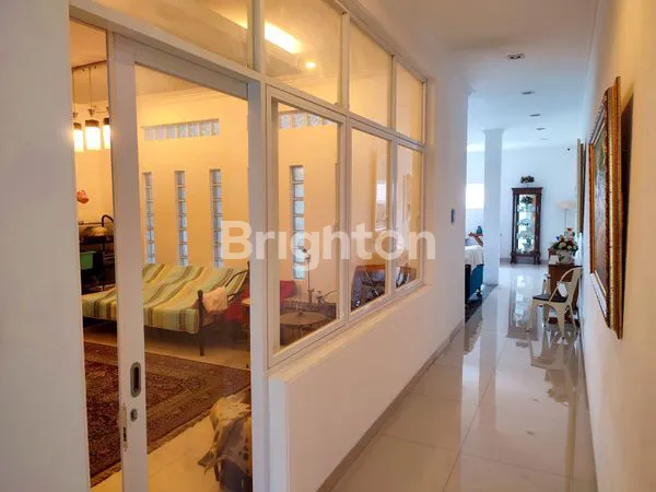 image HUNIAN STRATEGIS 480M², 5 MOBIL & SHM (6)