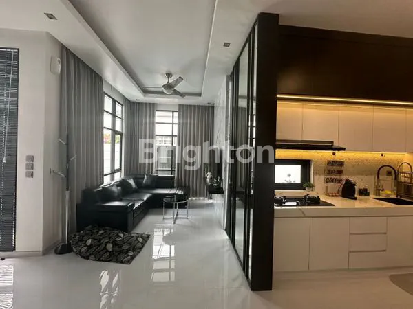 image MODERN EXCLUSIVE VILLA DI KAWASAN TERBAIK SEMINYAK DEKAT KE PANTAI (3)
