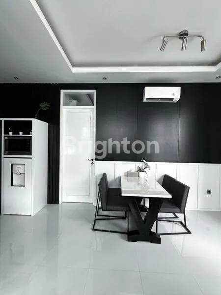 image MODERN EXCLUSIVE VILLA DI KAWASAN TERBAIK SEMINYAK DEKAT KE PANTAI (4)