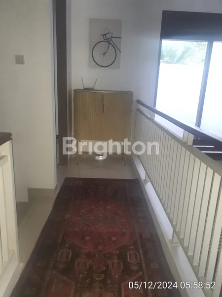 image DIJUAL RUMAH MEWAH FULL FURNISHED DI SAMANA RESIDENCE CIGANJUR JAGAKARSA JAKARTA SELATAN – SIAP HUNI & LOKASI STRATEGIS (7)