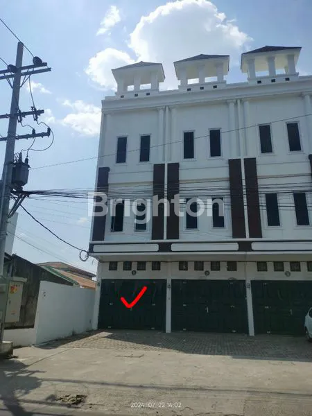 image RUKO KOSONG 3 LANTAI JL PERJUANGAN MEDAN (1)