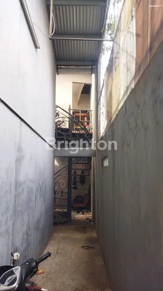 image GUDANG & MESS KARYAWAN DI KLENDER - JAKARTA TIMUR (4)