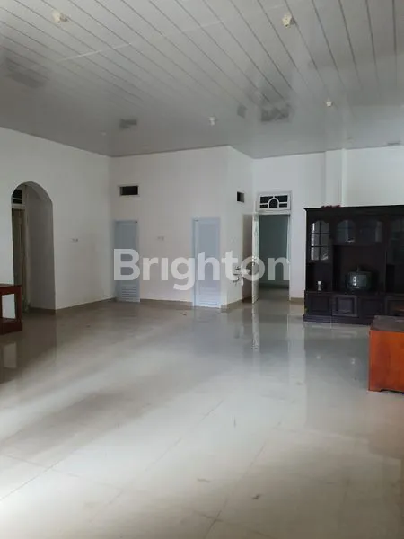 image RUMAH HOOK 2 LANTAI  (3)